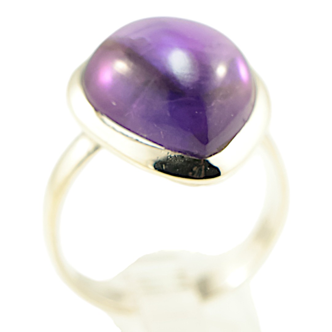 Stunning Tear Drop Shape Amethyst Gemstone Ring: Elevate Your Style with this Unique Piece | Shop Now - Image 3
