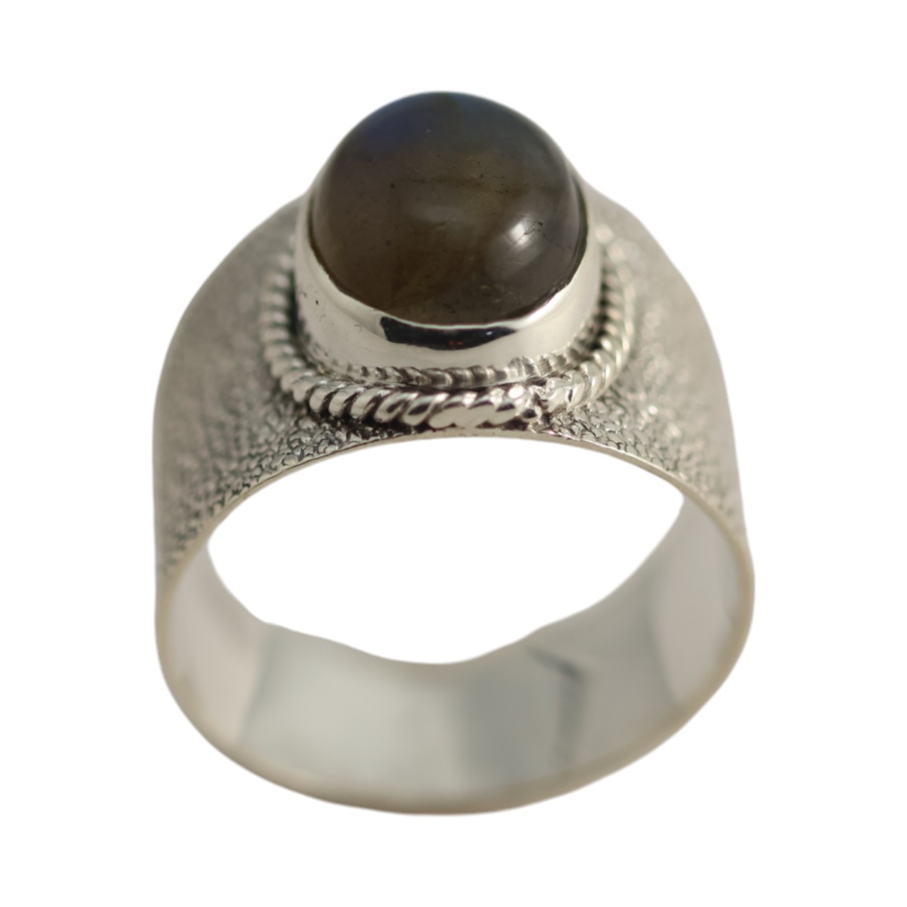 Discover the Sterling Silver Labradorite Ring: Sleek Style and Stunning Shine