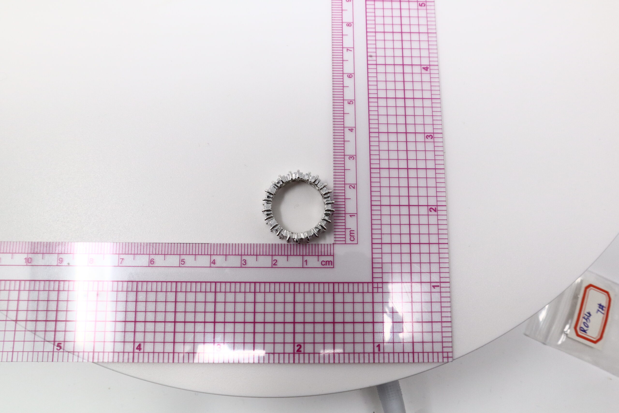 Stunning Cubic Zirconia Encased 92.5 Sterling Silver Ring - Quality Jewelry - Image 10