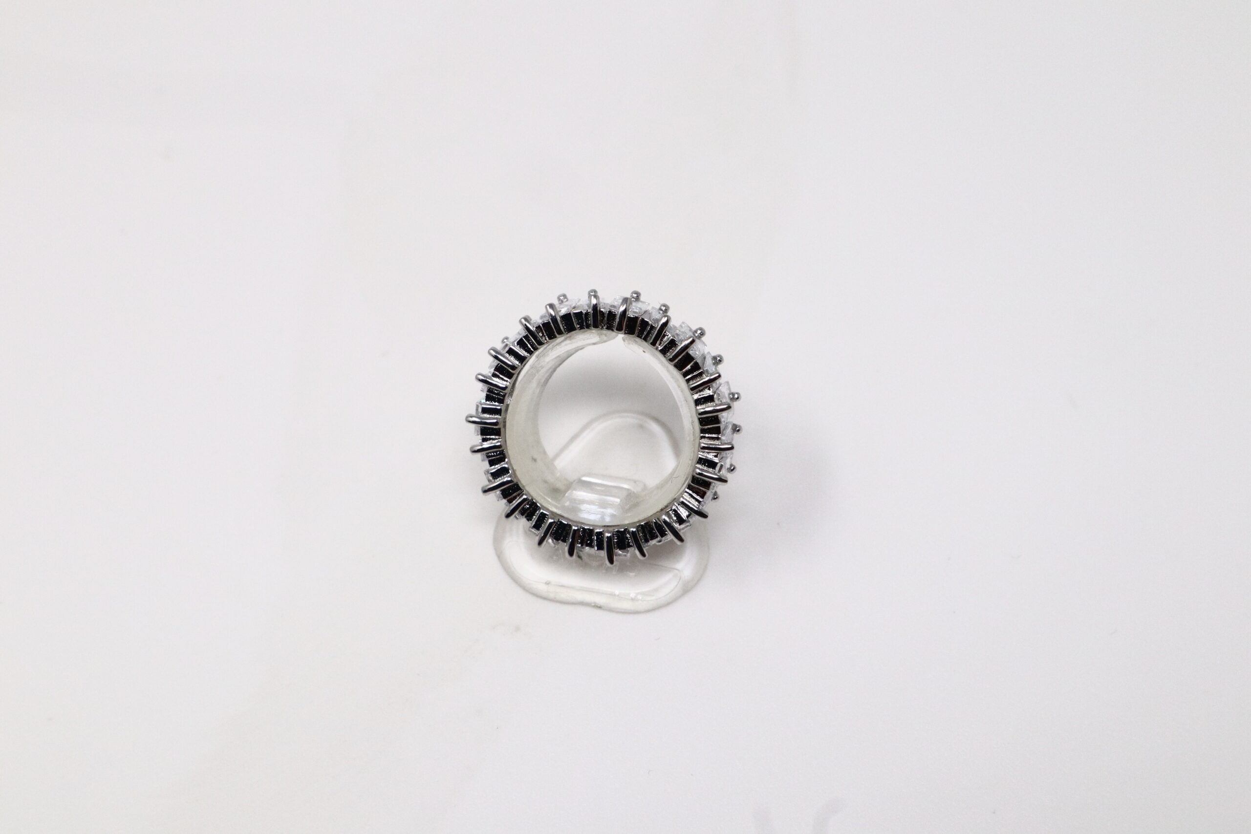 Stunning Cubic Zirconia Encased 92.5 Sterling Silver Ring - Quality Jewelry - Image 4