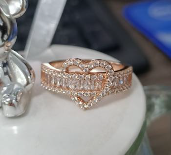 Sparkling Heart Silhouette Rose Gold Crown Ring - Elegant Women's Plated Jewelry