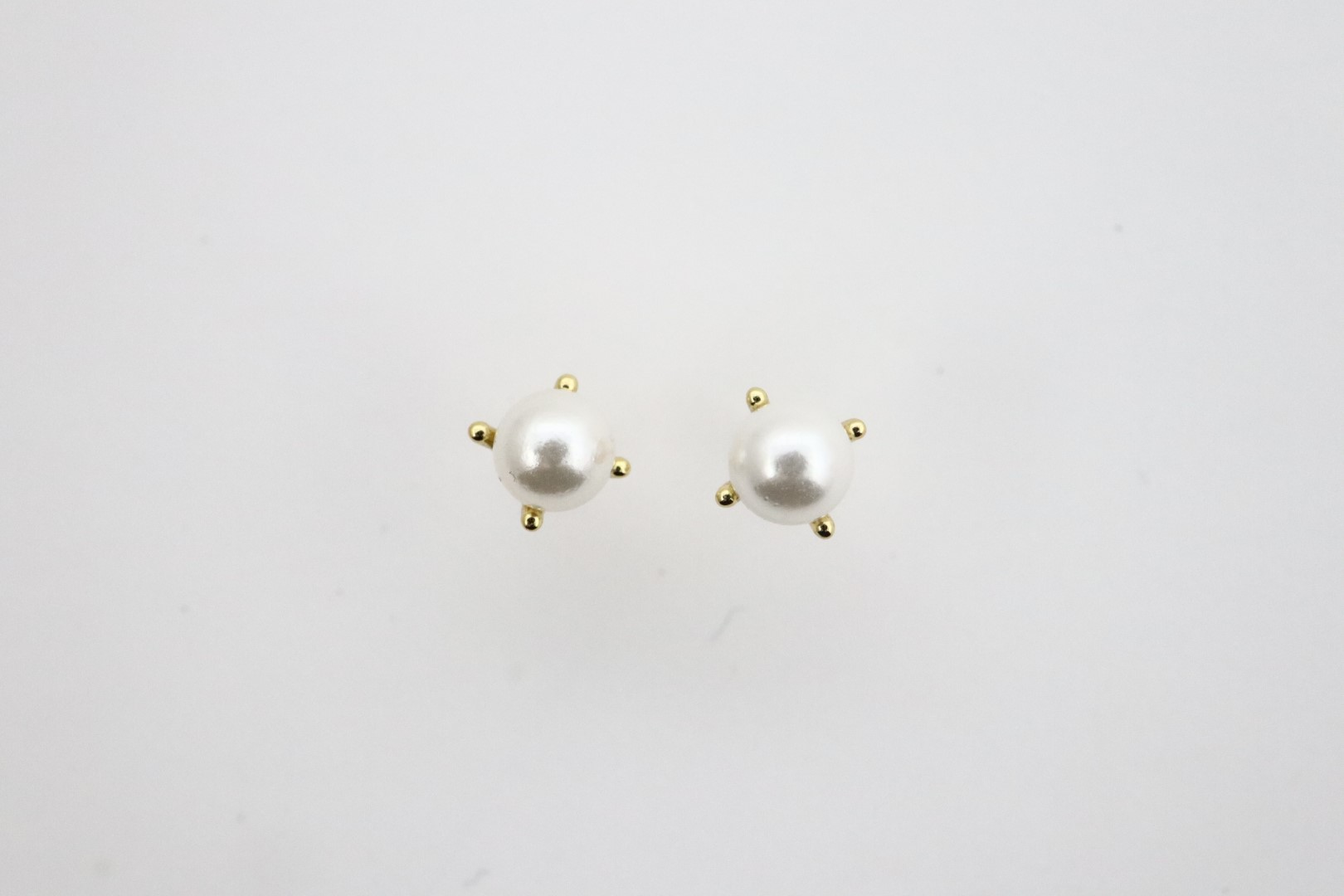 Elegant Cultured Pearl Stud Earrings - Gold Plated 92.5 Sterling Silver - Premium Quality Jewelry